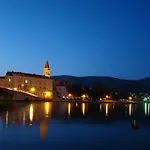 Glavica Apartman Trogir